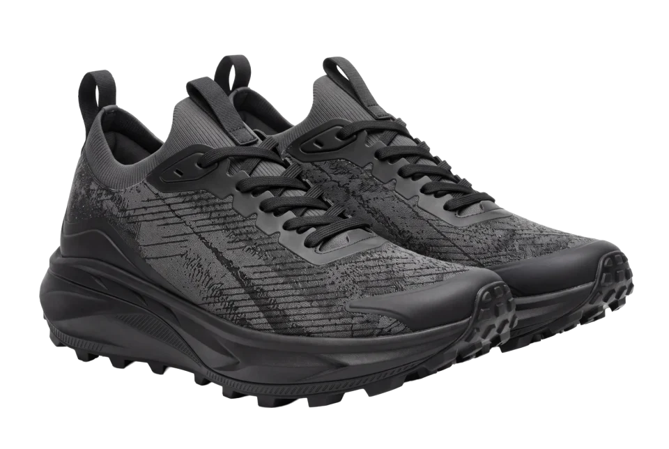 Visualisation of the finished pair, with the new custom woven upper and panels..